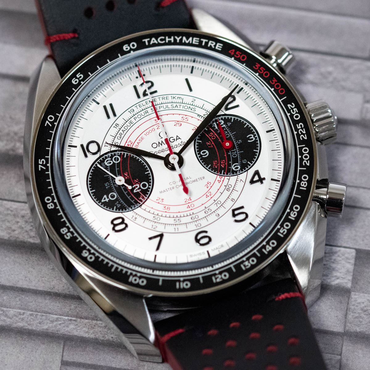 Omega Speedmaster クロノグラフオートマチック Omega - Speedmaster Chronoscope 43MM : 329.32.43.51.02.001 : SOLD