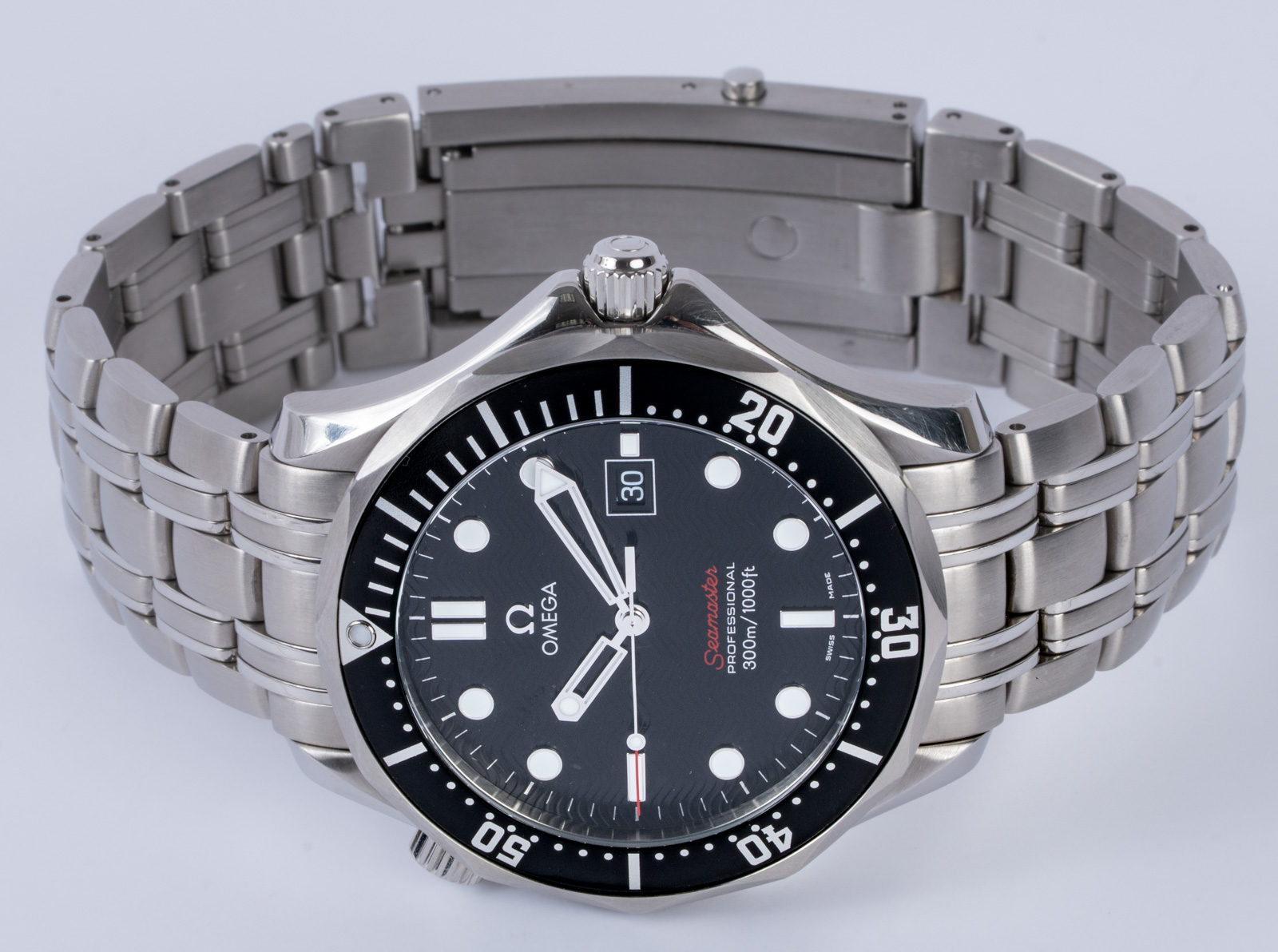 Omega Seamaster Professional 212.30.41.61.01.001 - Black Wave Dial
