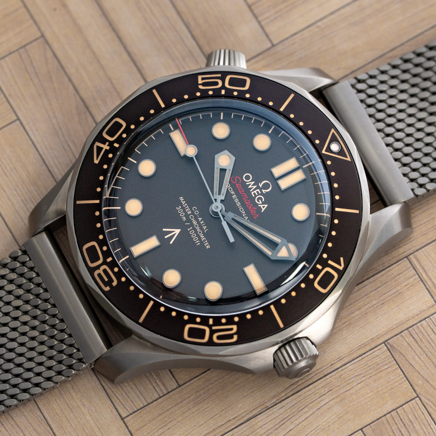 Omega Seamaster 007 Edition 'No Time to Die' 210.90.42.20.01.001