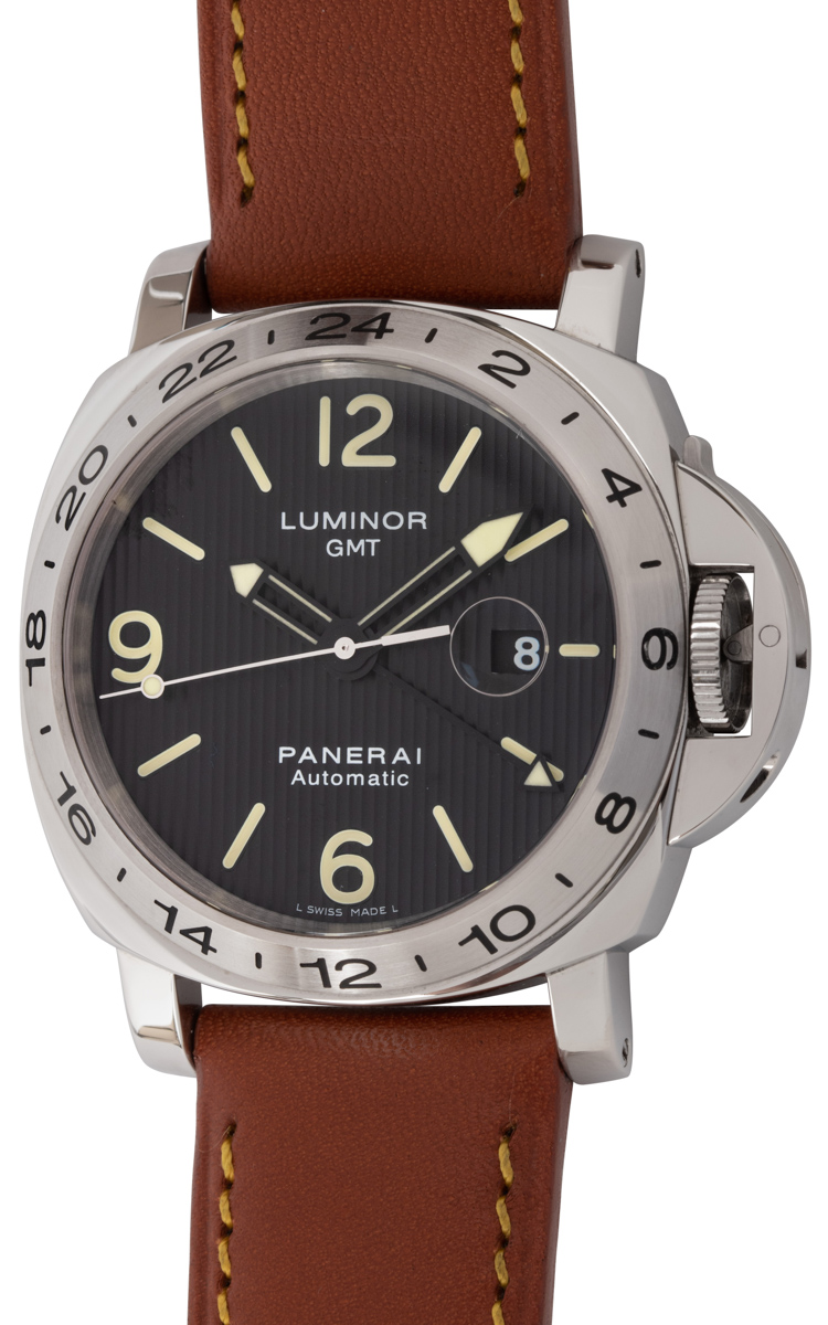 Panerai - Luminor GMT 'Tuxedo'