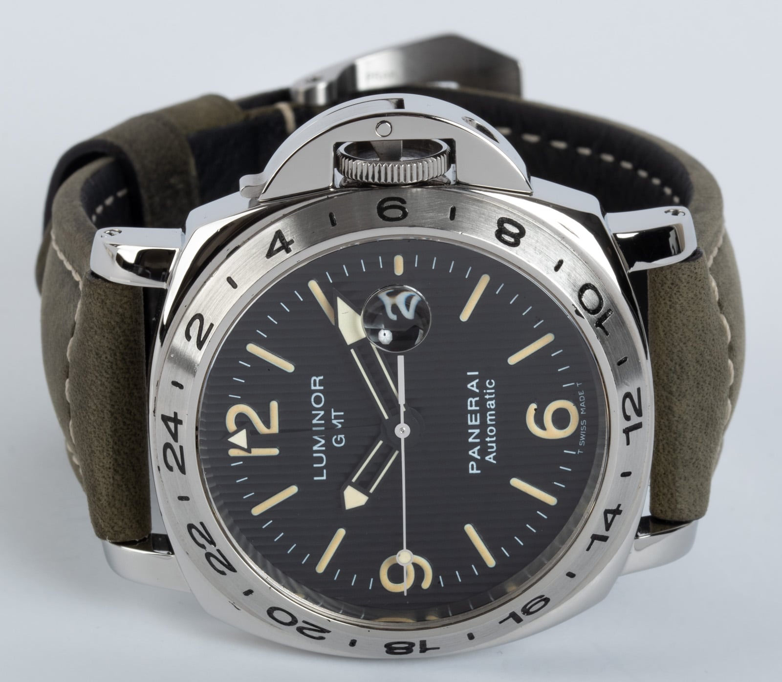Panerai Luminor GMT 'Tuxedo' PAM00029 - 1999 Black Striped Dial