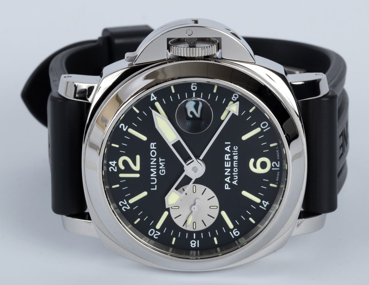 Panerai - Luminor GMT : PAM 88 : SOLD OUT : black dial on rubber strap