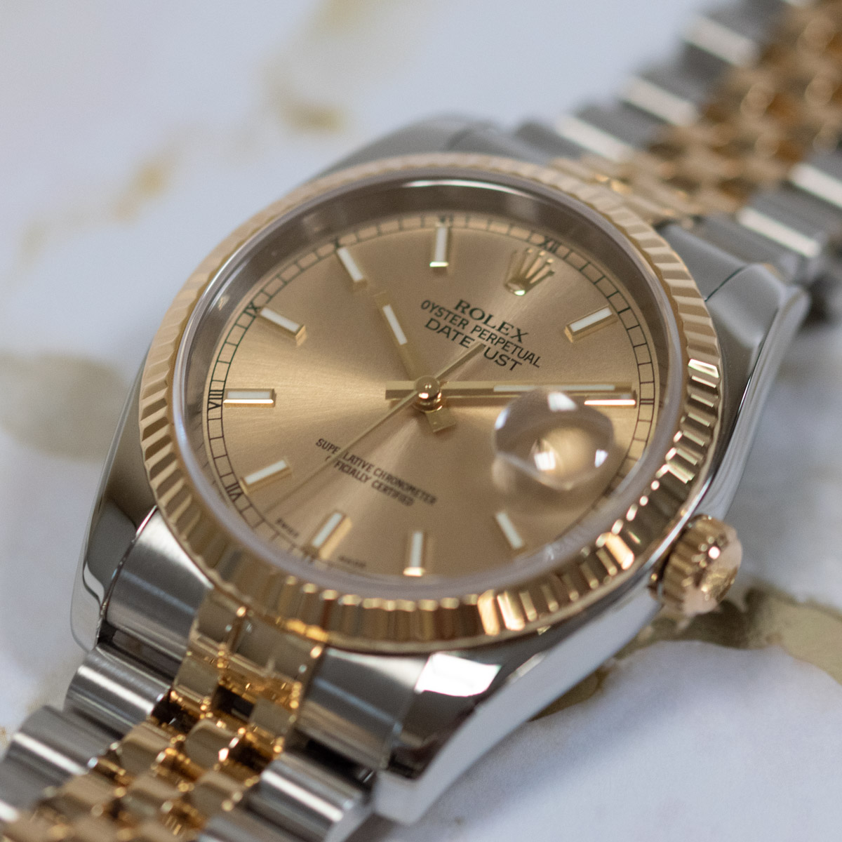 Rolex - Datejust 36 : 116233 : SOLD OUT : champagne dial on