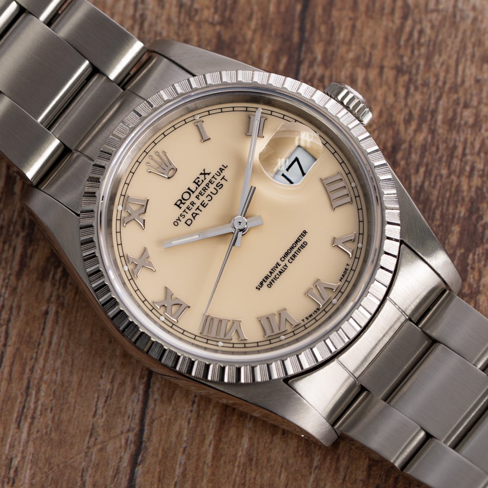 Rolex Datejust : 16220 ivory dial on Oyster Bracelet