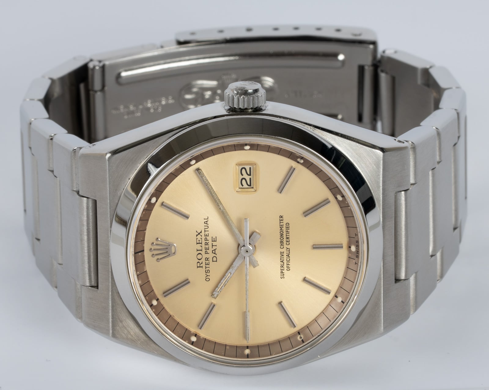 Rolex Date 1530 - 1974 Golden Patina Silver Dial, Steel, 36mm