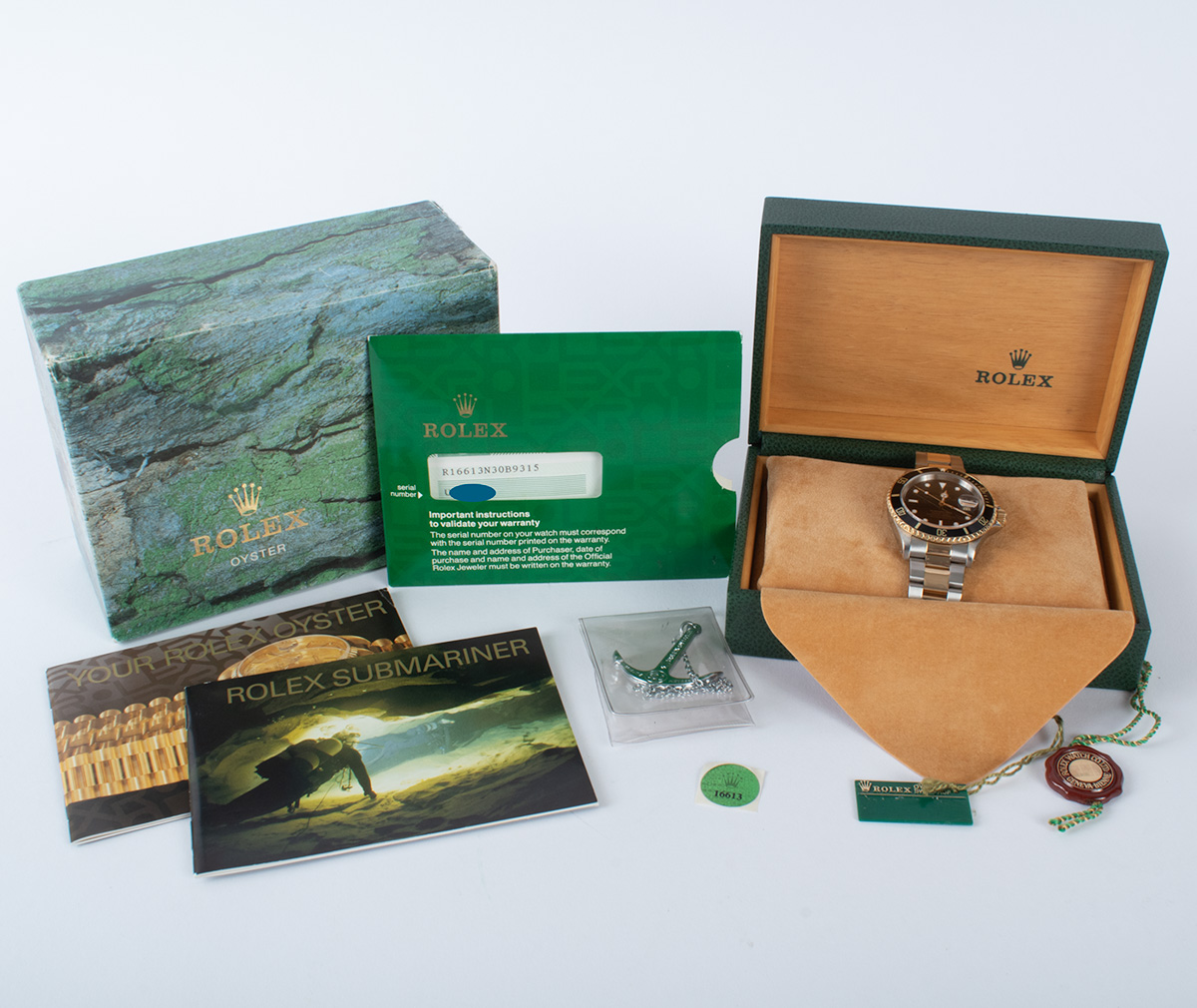 Rolex Submariner Date 16613 - SOLD OUT - 1999, 18k Gold & Steel