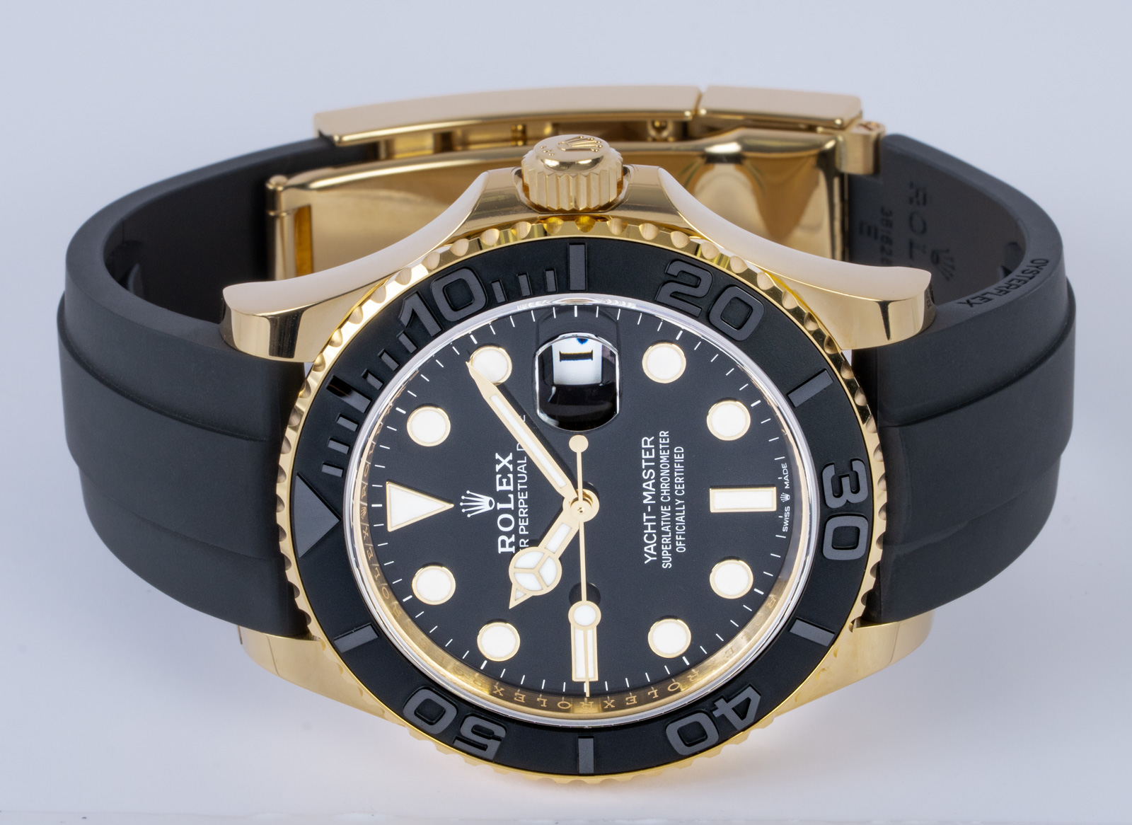 Rolex Yacht-Master 42 226658 - 2025 Black Dial, 18k gold, Full Set