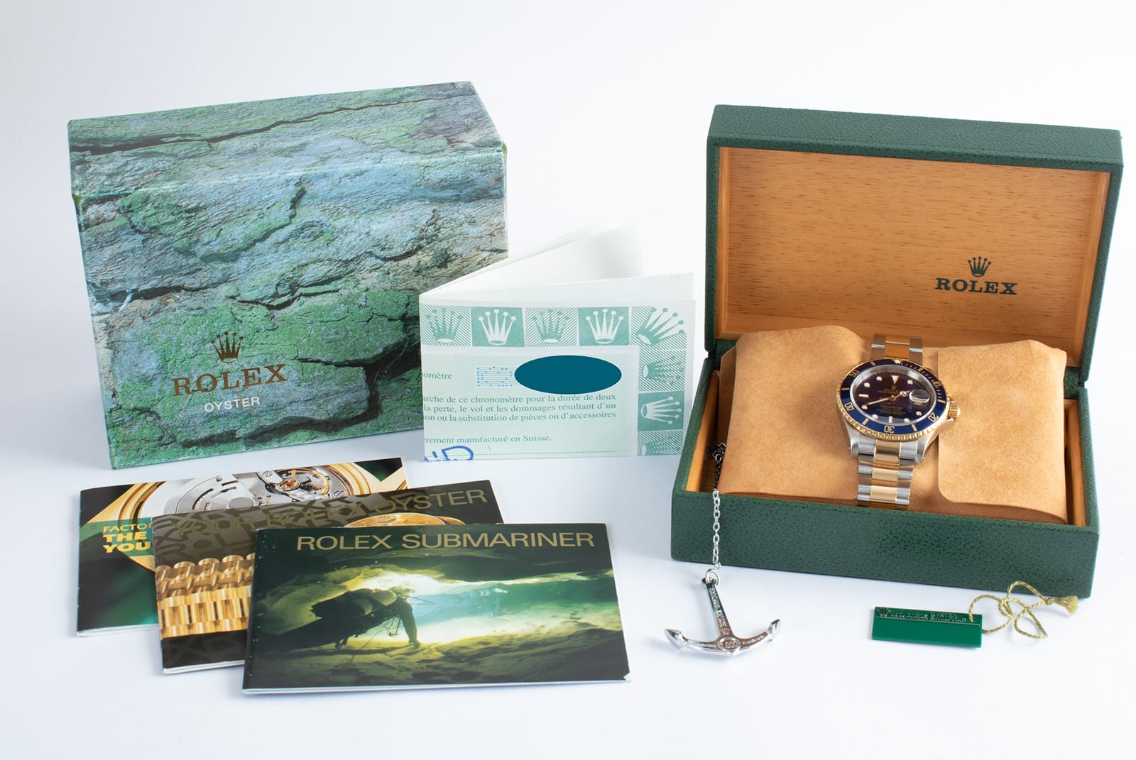 3/2.3  はる様 Rolex Submariner Date 16613 - 2001 Deep Blue Dial, 18k Gold