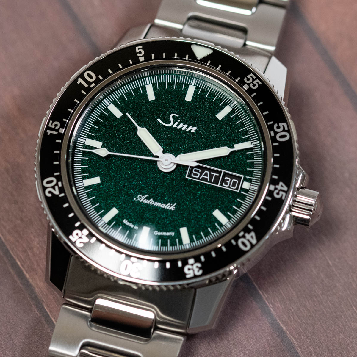 Sinn - 104 St Sa I : 104 St Sa I : SOLD OUT : metallic green