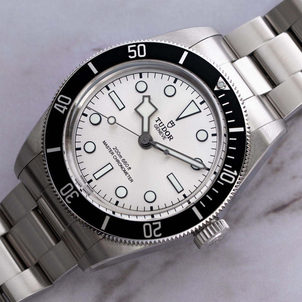 Tudor Black Bay 68 m7943a1a0nu-0002 - 2025 Sun-Brushed Silver Dial