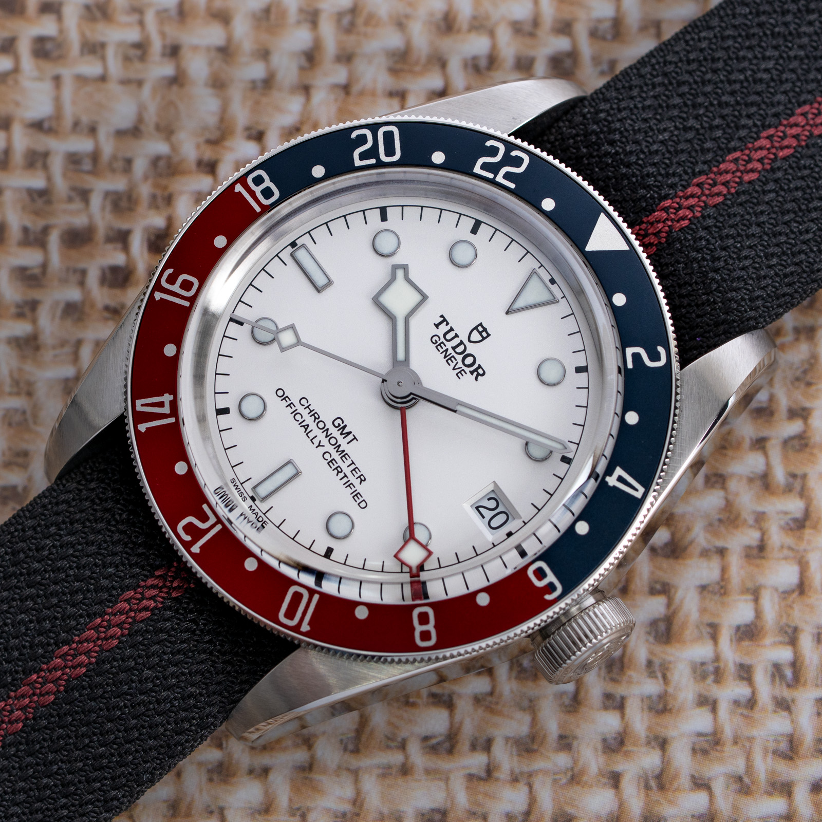 Tudor Black Bay GMT 'Pepsi' : m79830rb-0012