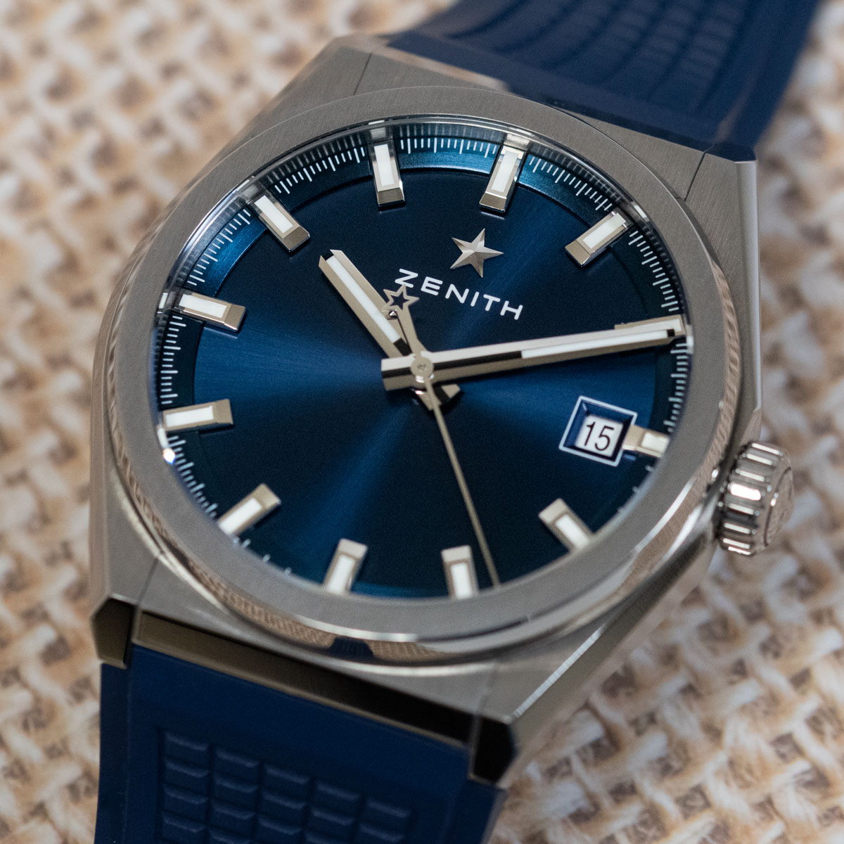 Zenith - Defy Classic : 95.9000.670/51.R790 : SOLD OUT : blue dial