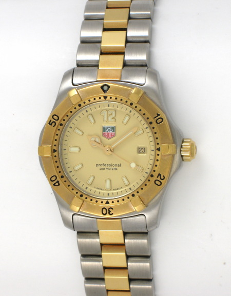 TAG Heuer - Ladies 2000 Classic : WK1321 : SOLD OUT : light