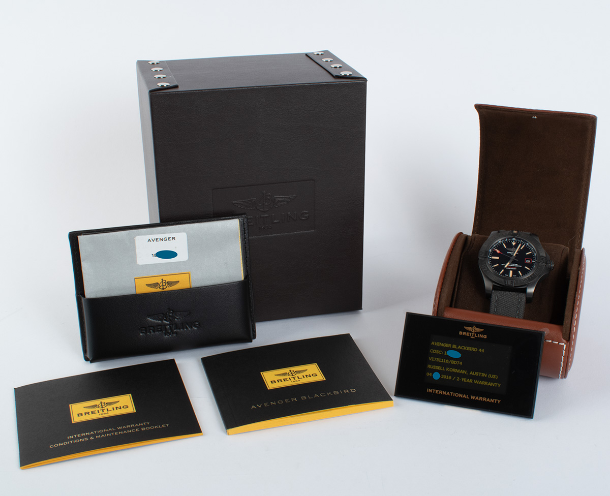 Breitling - Avenger Blackbird 44 : V1731110/BD74-109W : SOLD