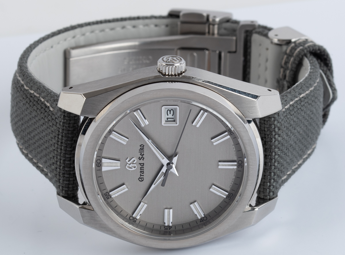 Grand Seiko - Sport Collection 'Grey Beast' : SBGV245 : SOLD OUT : gray dial