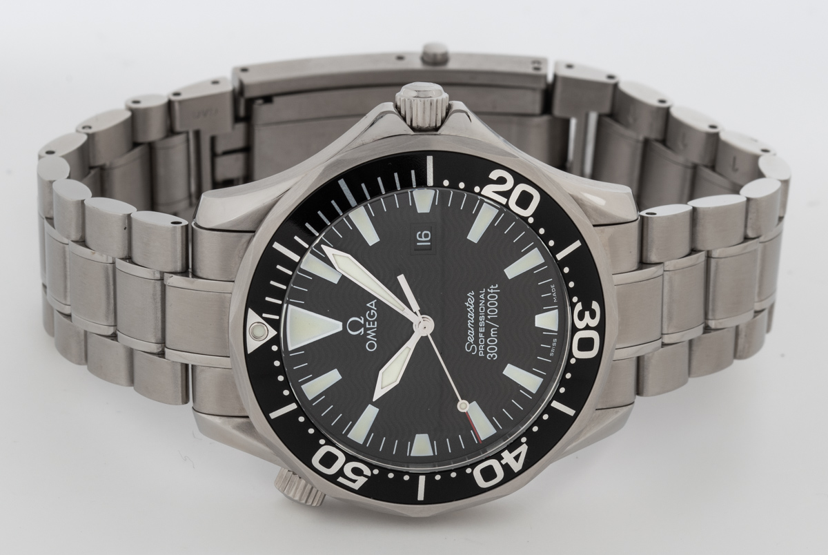 Omega Seamaster Professional Quartz 2264.50 SOLD OUT black wave dial
