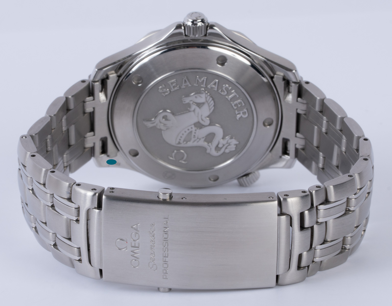 Omega Seamaster Professional 212.30.41.61.01.001 - Black Wave Dial