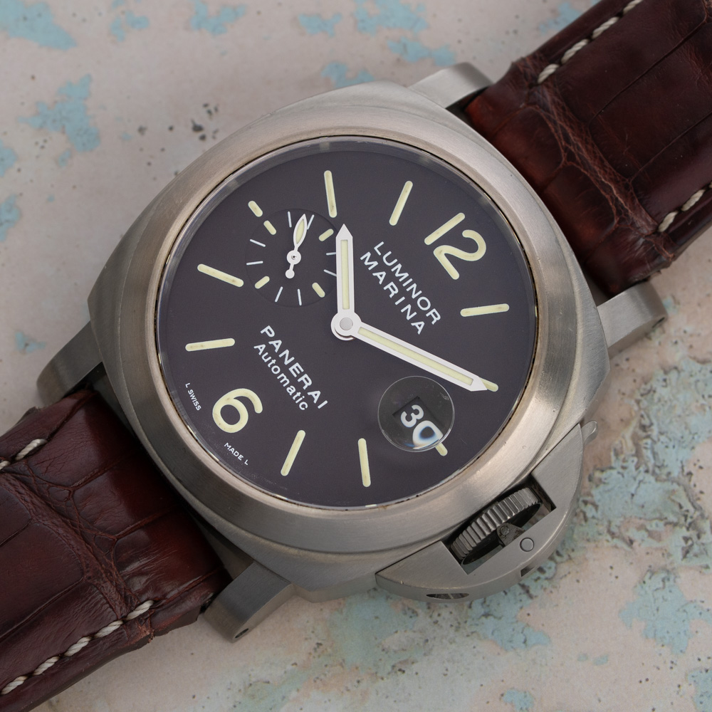 panerai tobacco dial Luminor Marina PAM00118 PAM 118 44mm Titanium Lea reflect a functional approach shaped by demanding underwater missions Panerai Luminor Marina PAM00240 -