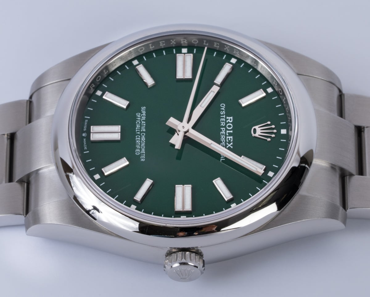 Rolex Oyster Perpetual 41 134300-0004 - 2024 Green Dial, Steel