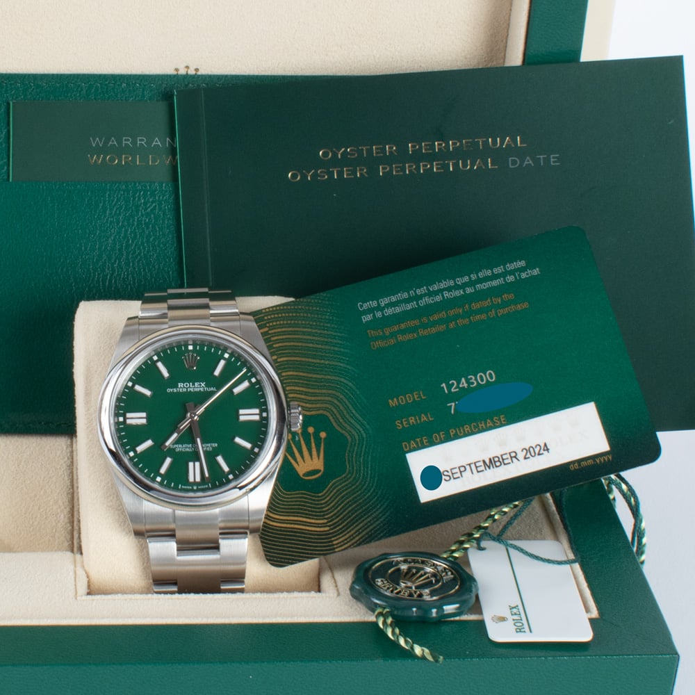 Rolex Oyster Perpetual 41 134300-0004 - 2024 Green Dial, Steel
