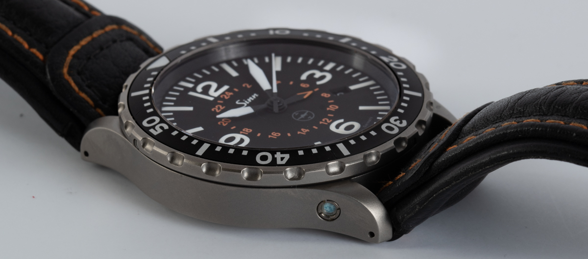 sinn-857-utc-testaf-857-utc-testaf-sold-out-black-dial-on-black
